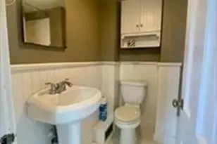 35 Broad St, Newburyport, MA 01950 - Photo 5