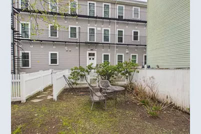 9 Mullins Ct #2B, Cambridge, MA 02141 - Photo 13