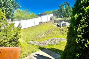 159 Bishop St, Framingham, MA 01702 - Photo 3