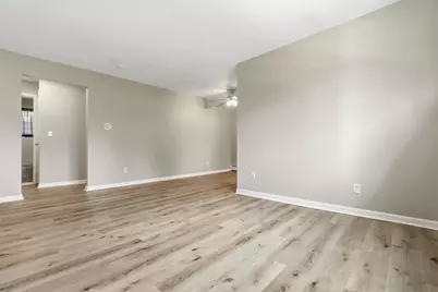 6 Venice St #B6, Danvers, MA 01923 - Photo 3