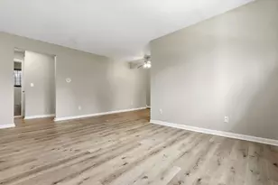 6 Venice St, Danvers, MA 01923 - Photo 3