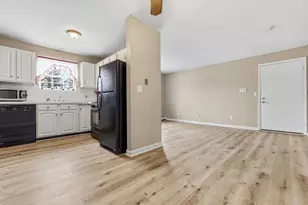6 Venice St, Danvers, MA 01923 - Photo 5
