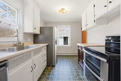 26 Haskell St, Agawam, MA 01001 - Photo 3