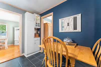 111 Shore Ave, Swansea, MA 02777 - Photo 9