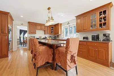 107 Mill St, Franklin, MA 02038 - Photo 15