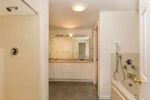 51 Sawmill Pond Rd, Fitchburg, MA 01420 - Photo 13