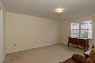 51 Sawmill Pond Rd, Fitchburg, MA 01420 - Photo 15