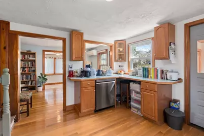 31 W Division St, Holbrook, MA 02343 - Photo 11