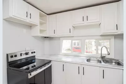 181 Boston Post Road E #49, Marlborough, MA 01752 - Photo 5