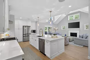 42 Cobblestone Cir, Mashpee, MA 02649 - Photo 3