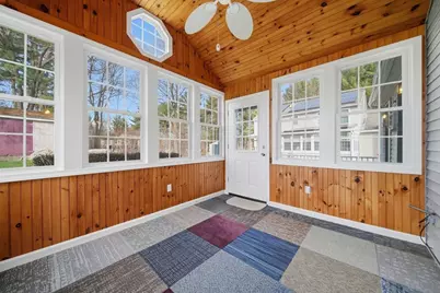 9 Photine Dr, Lowell, MA 01854 - Photo 17