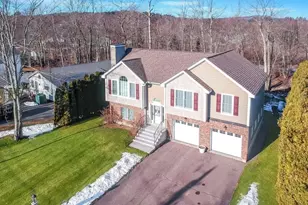 129 Sunset, Belmont, NH 03220 - Photo 3