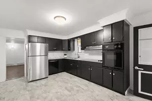 129 High St, Clinton, MA 01510 - Photo 5