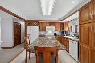 84 Fairview Ave, Rehoboth, MA 02769 - Photo 11