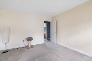 139 Border St, Northbridge, MA 01588 - Photo 15