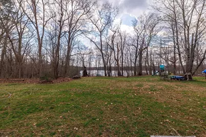 139 Border St #C, Northbridge, MA 01588 - Photo 5