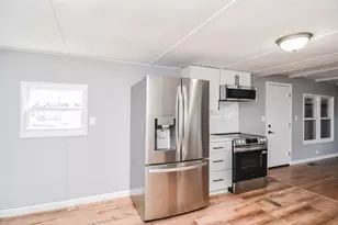 181 Boston Post Road E, Marlborough, MA 01752 - Photo 9