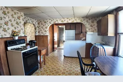 358 Savin Hill Ave, Boston, MA 02125 - Photo 5