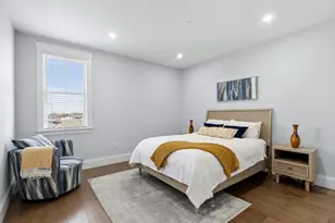 32 Pearl St, Boston, MA 02125 - Photo 19
