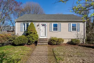 35 MacArthur Rd, Beverly, MA 01915 - Photo 27