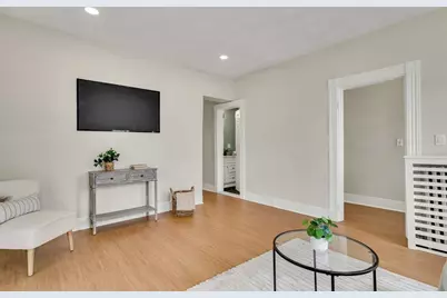 44 Albion St #A, Somerville, MA 02143 - Photo 9