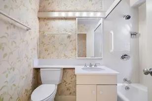 180 Beacon St, Boston, MA 02116 - Photo 17