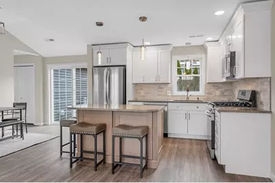 16 Proctor Street, Dracut, MA 01826 - Photo 5