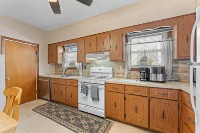 92 Sheridan Ave, Medford, MA 02155 - Photo 9