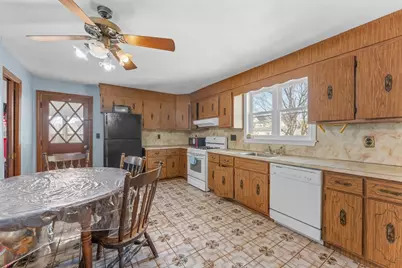92 Sheridan Ave, Medford, MA 02155 - Photo 21