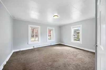 28 Maple Street, Chicopee, MA 01020 - Photo 17