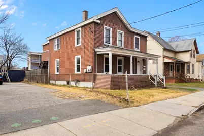 28 Maple Street, Chicopee, MA 01020 - Photo 3