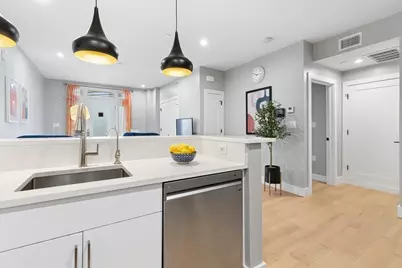 60 Cross St, East #103, Somerville, MA 02145 - Photo 9