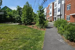 60 Cross St E, Somerville, MA 02145 - Photo 17