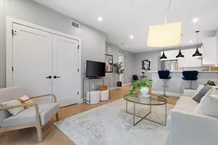 60 Cross St E, Somerville, MA 02145 - Photo 3