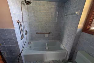106 Cypress Ave, Tiverton, RI 02878 - Photo 9