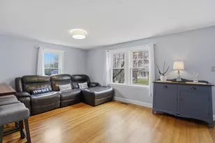 21 Park St, Shrewsbury, MA 01545 - Photo 3