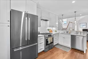 24 Cobblestone Cir, Mashpee, MA 02649 - Photo 11