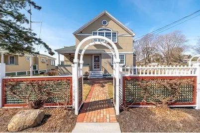 127-131 Eastern Point Blvd, Gloucester, MA 01930 - Photo 3