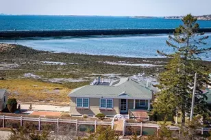 127-131 Eastern Point Blvd, Gloucester, MA 01930 - Photo 17