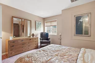 914 Sherwood Forest Ln, Saugus, MA 01906 - Photo 25