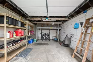 34 Dartmouth St, Worcester, MA 01604 - Photo 39