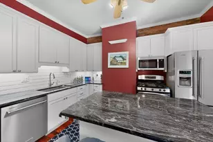 18 Hancock St, Boston, MA 02114 - Photo 7