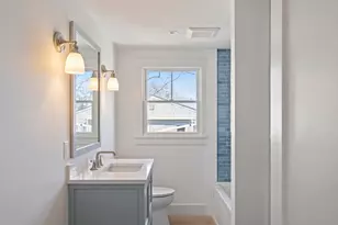 10 Winthrop Ave, Oak Bluffs, MA 02557 - Photo 13