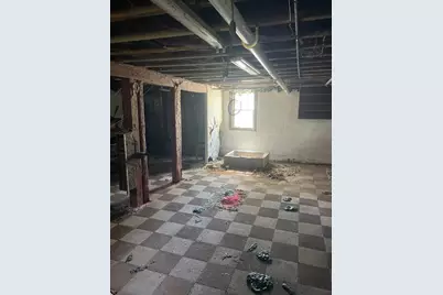 139 Eastern Ave, Essex, MA 01929 - Photo 9