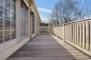 25 Essex Green Ln, Peabody, MA 01960 - Photo 5