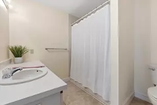25 Essex Green Ln, Peabody, MA 01960 - Photo 27