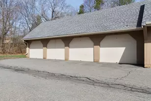 25 Essex Green Ln, Peabody, MA 01960 - Photo 33
