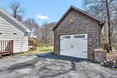 478 Fall River Ave, Seekonk, MA 02771 - Photo 21