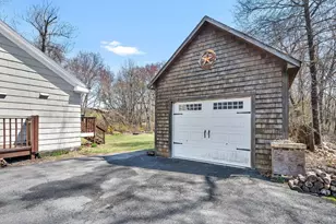 478 Fall River Ave, Seekonk, MA 02771 - Photo 21