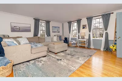 356 Main St, Amesbury, MA 01913 - Photo 9